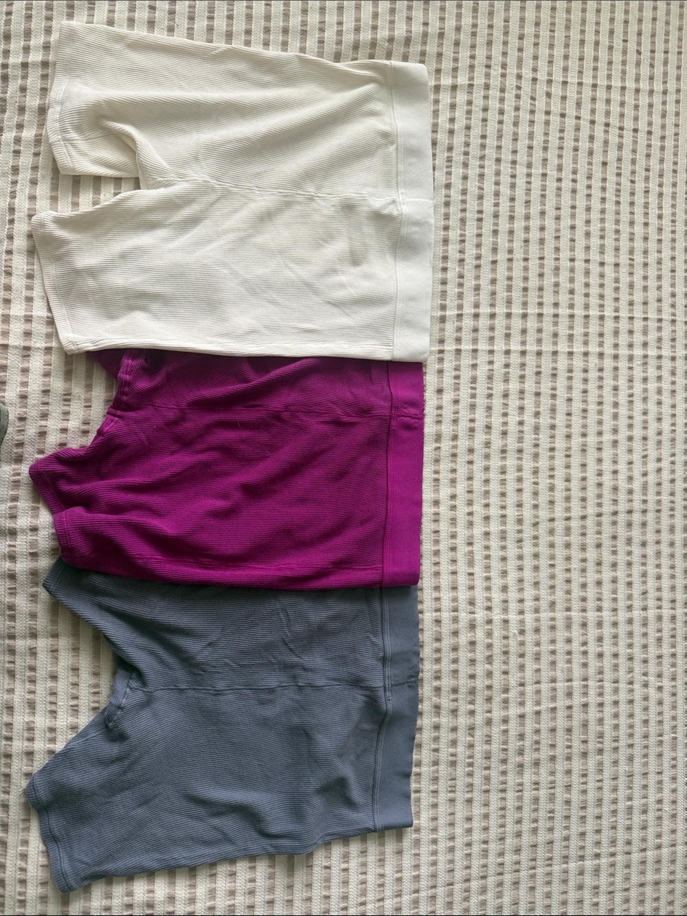 SKIMS Ribbed Boxer Set - Picture 5 of 7